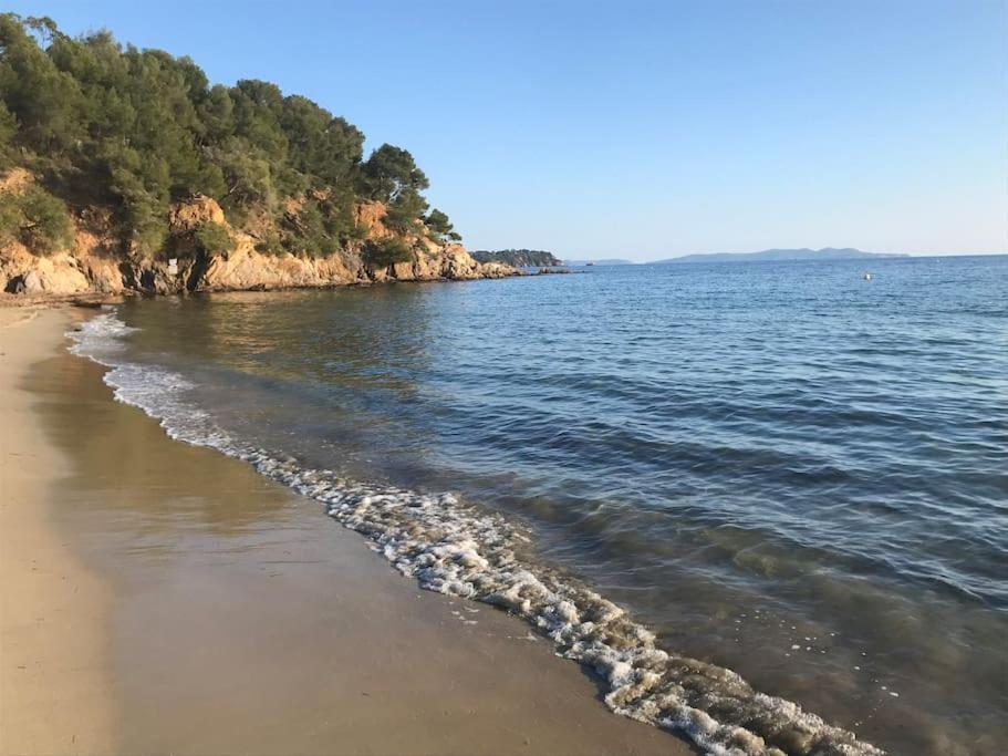 Appartement Plage Piscine Et Tennis Inclus 拉隆德莱丝莫里斯 外观 照片