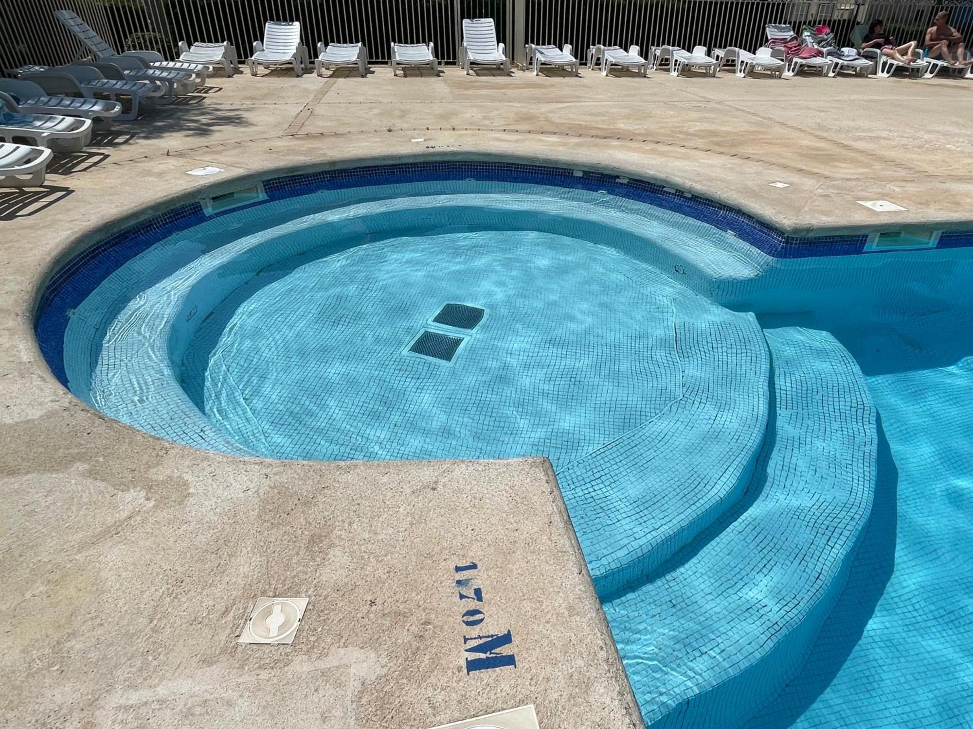 Appartement Plage Piscine Et Tennis Inclus 拉隆德莱丝莫里斯 外观 照片
